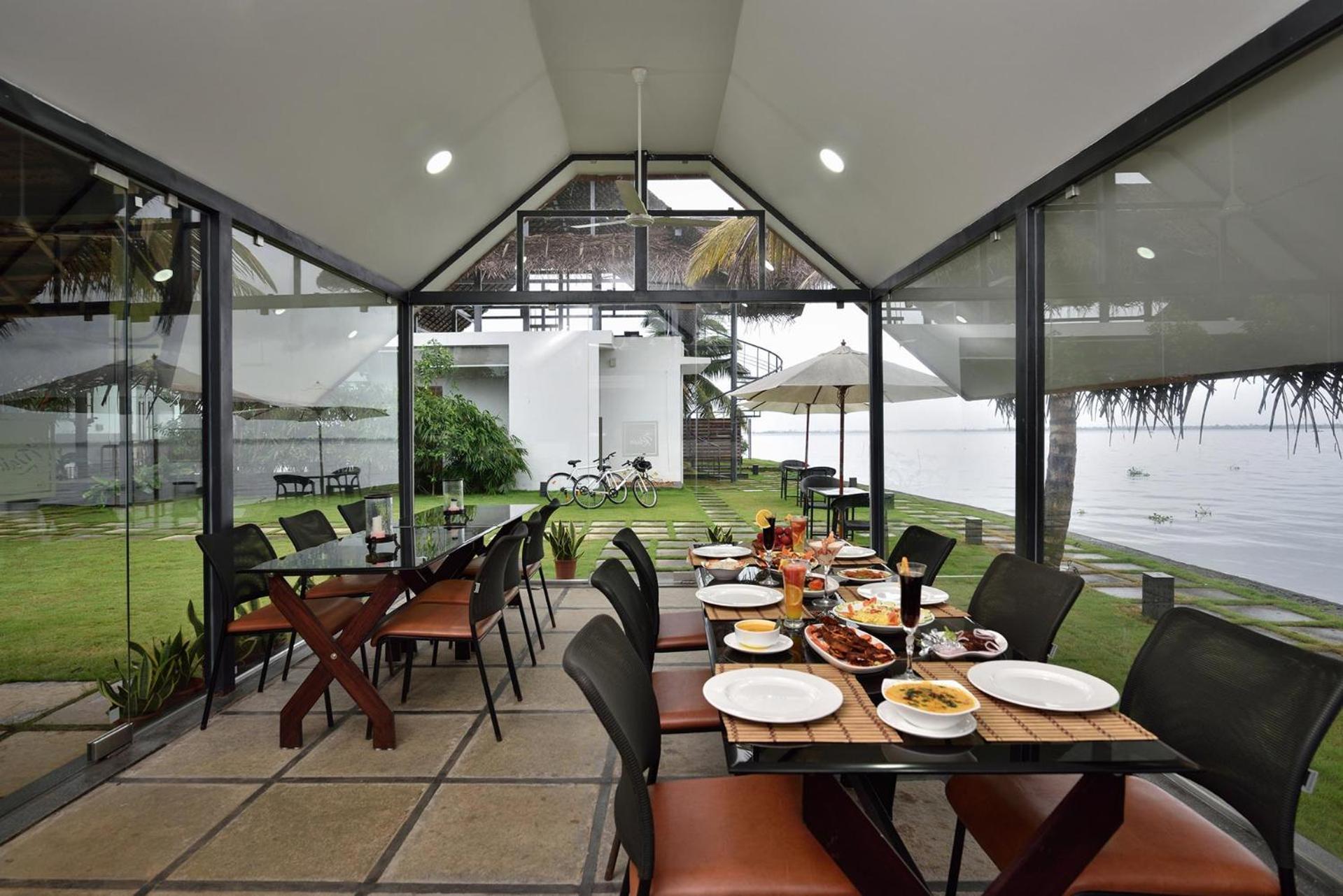 Stayvista At The Rain - River Villa With Infinity Pool Alappuzha Extérieur photo